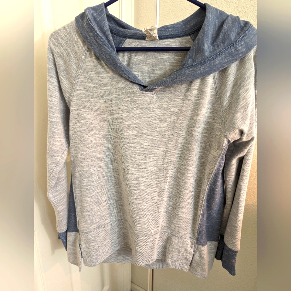 Danskin Now hooded sweatshirt